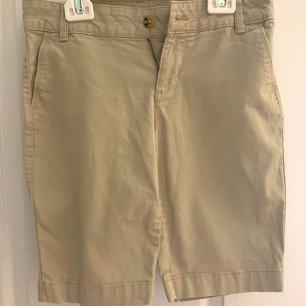 Khakis shorts
